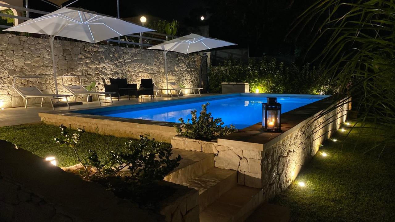 Villa Lucia With Salt Pool Fontane Bianche Exteriör bild